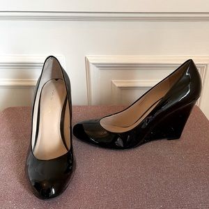 Via Spiga Size 9 Black Patent Leather Wedges